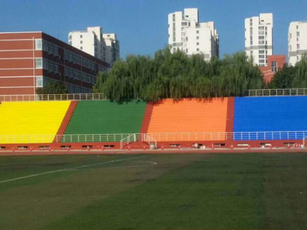 球場(chǎng)丙烯酸看臺(tái)